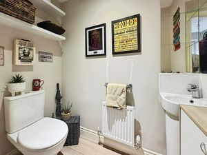 Photo 19- click for photo gallery